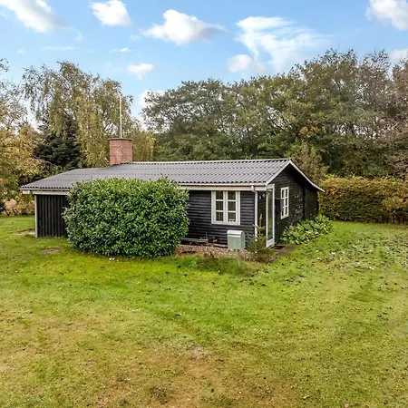 Cozy With Terrace And Wood-burning Stove Close To The Water * Logstor
